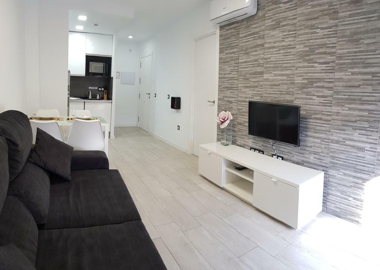 Malaga Alcolea Apartment Bagian luar foto